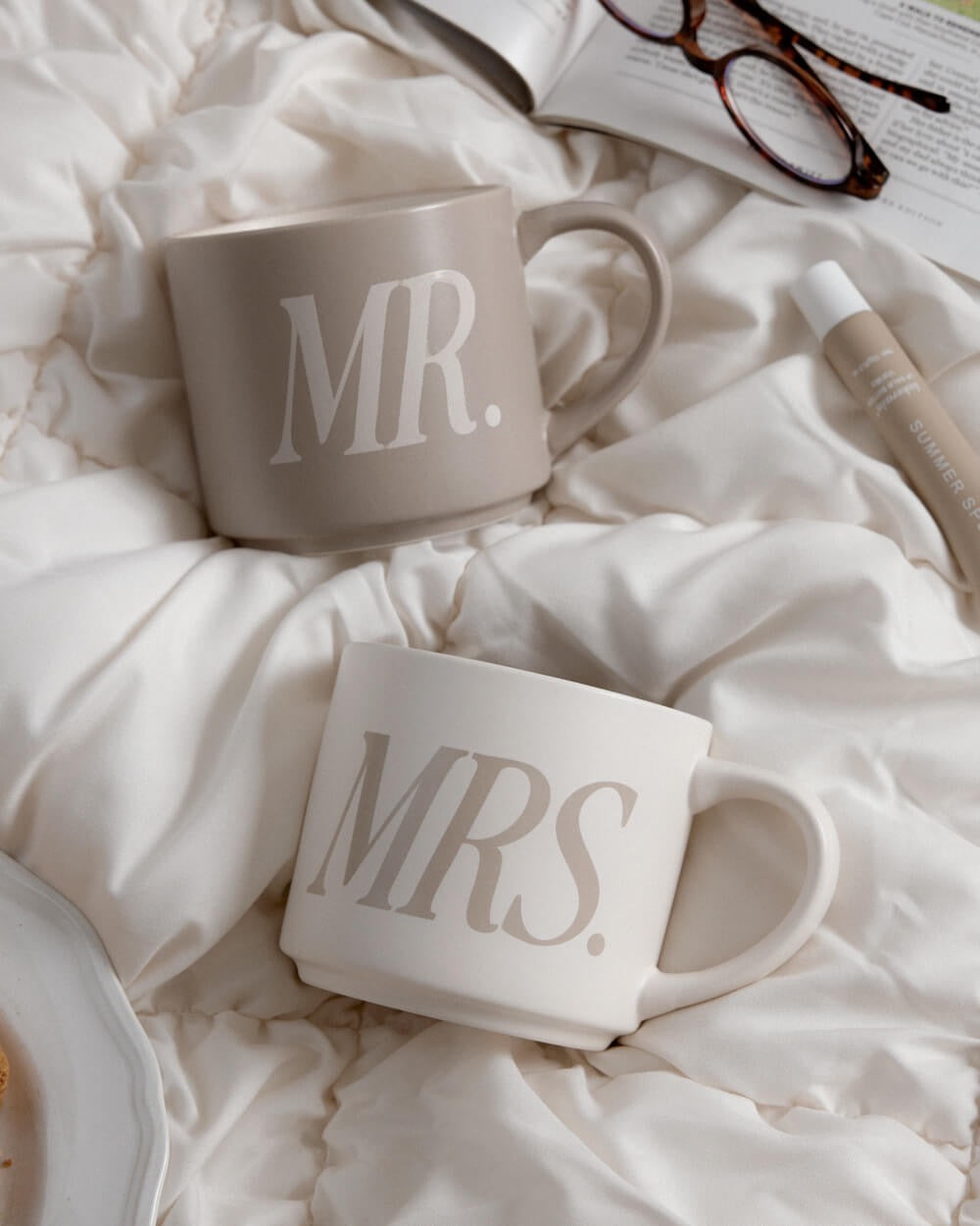 Mr. and Mrs. Mug Set
