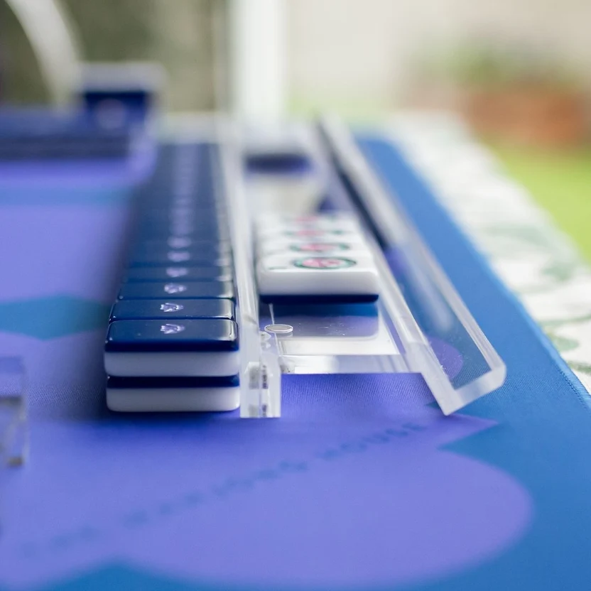 Clear Acrylic Magnetic Mahjong Racks