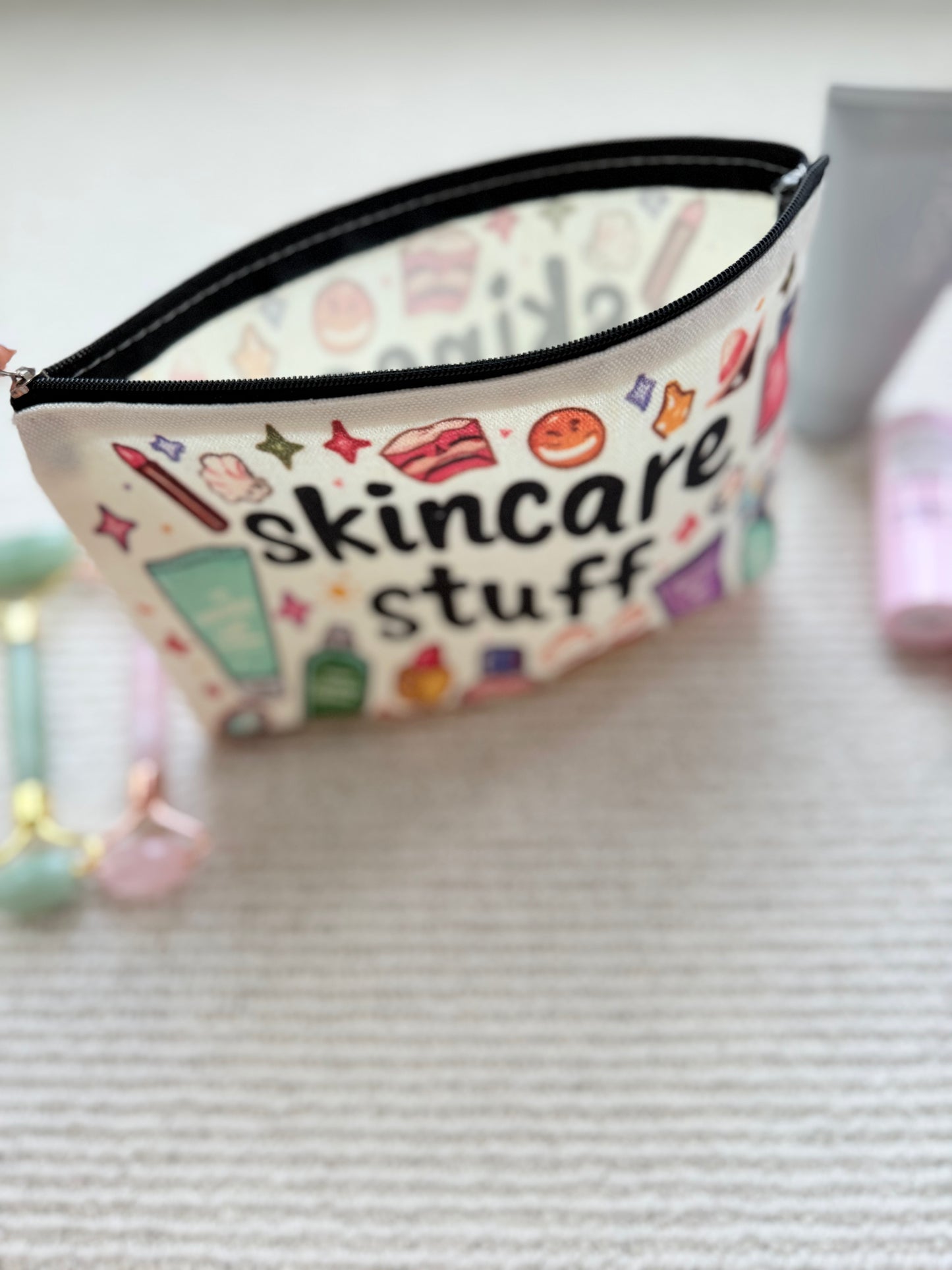 The SKINCARE Pouch