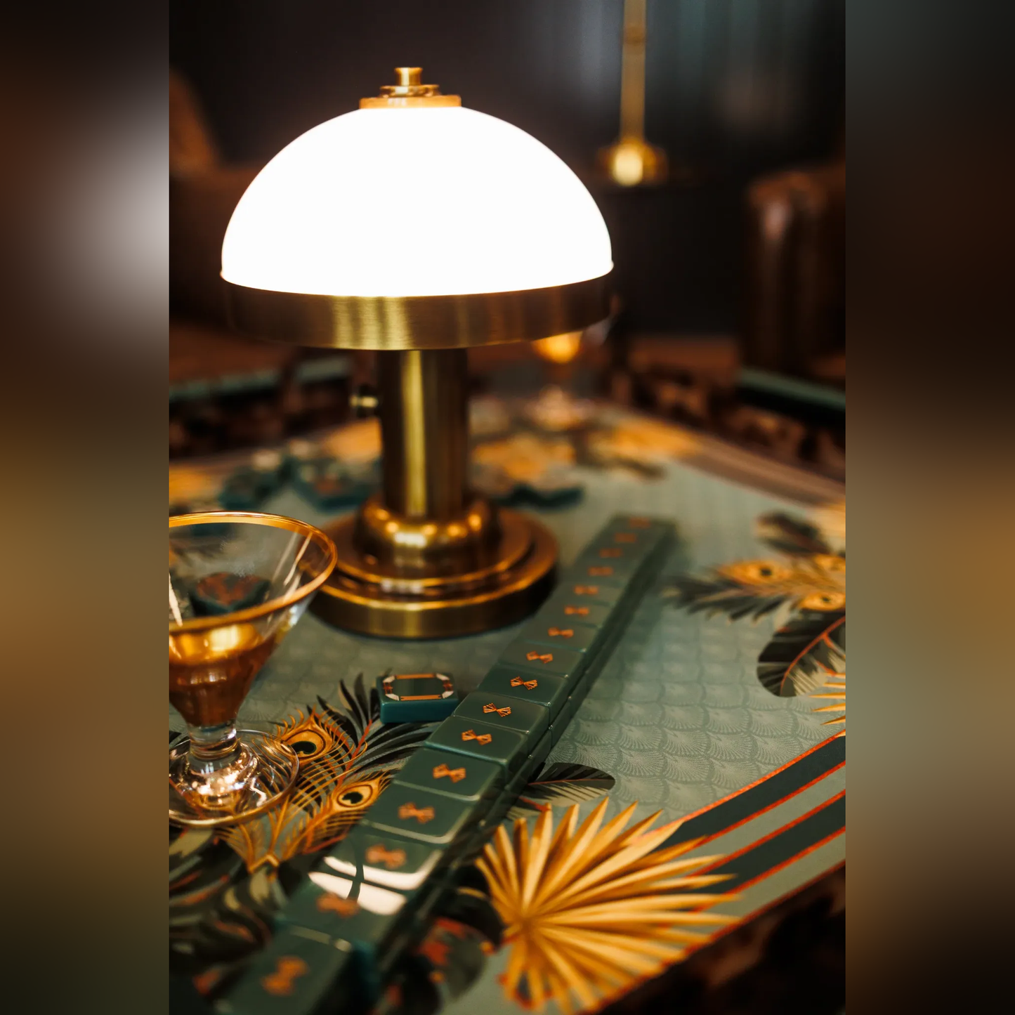 Green Light Gatsby mahjong tiles with Art Deco motif tile reverse